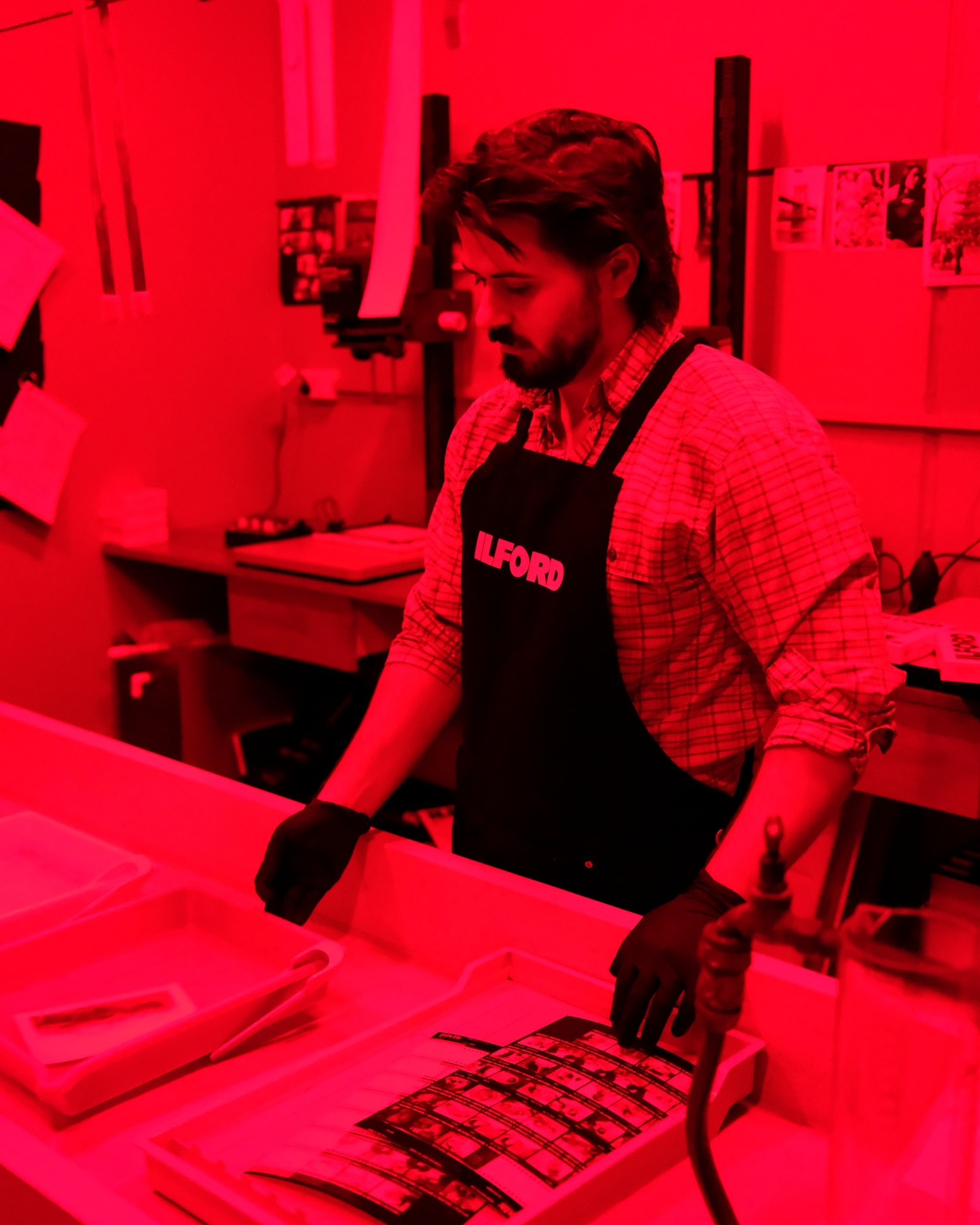 Dillon Jevon, darkroom printer